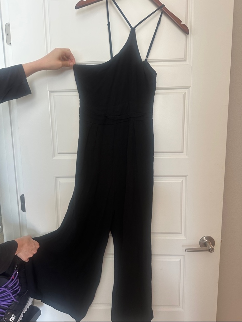 Black Spaghetti-Strap Wide-Leg Jumpsuit - Sleek Evening Romper - Picture 9 of 10